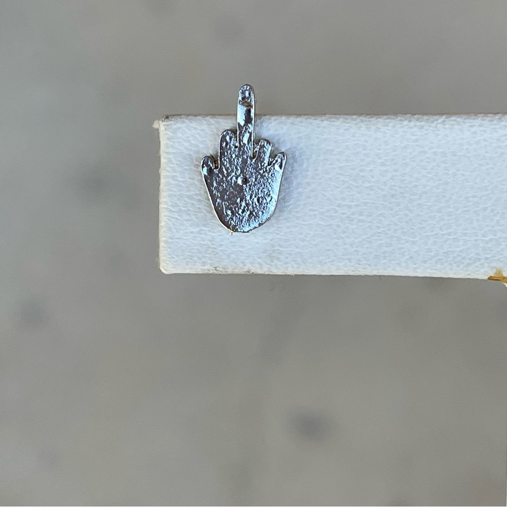 Silver middle finger f*ck you stud earrings - Picture 4 of 6